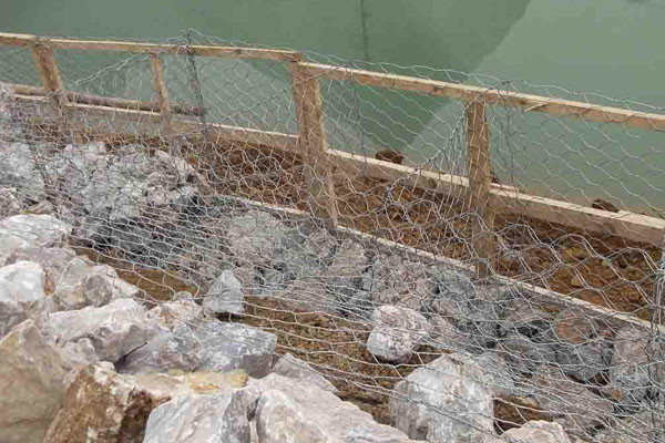 護坡石籠網(wǎng) 護坡石籠網(wǎng)